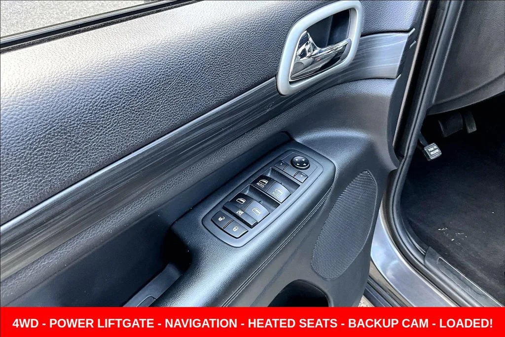 Used 2019 Gray Jeep Altitude image 25