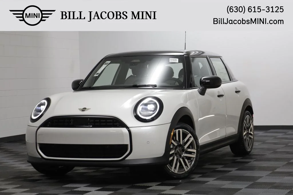 2026 MINI Hardtop Cooper Oxford Edition's photo