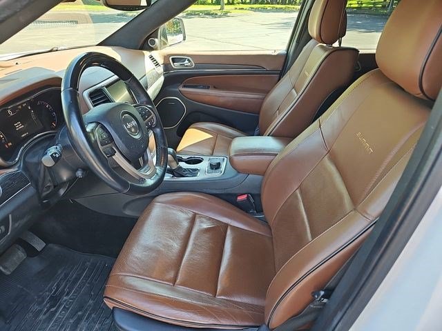 Used 2017 Ivory 3-Coat Jeep Summit image 18