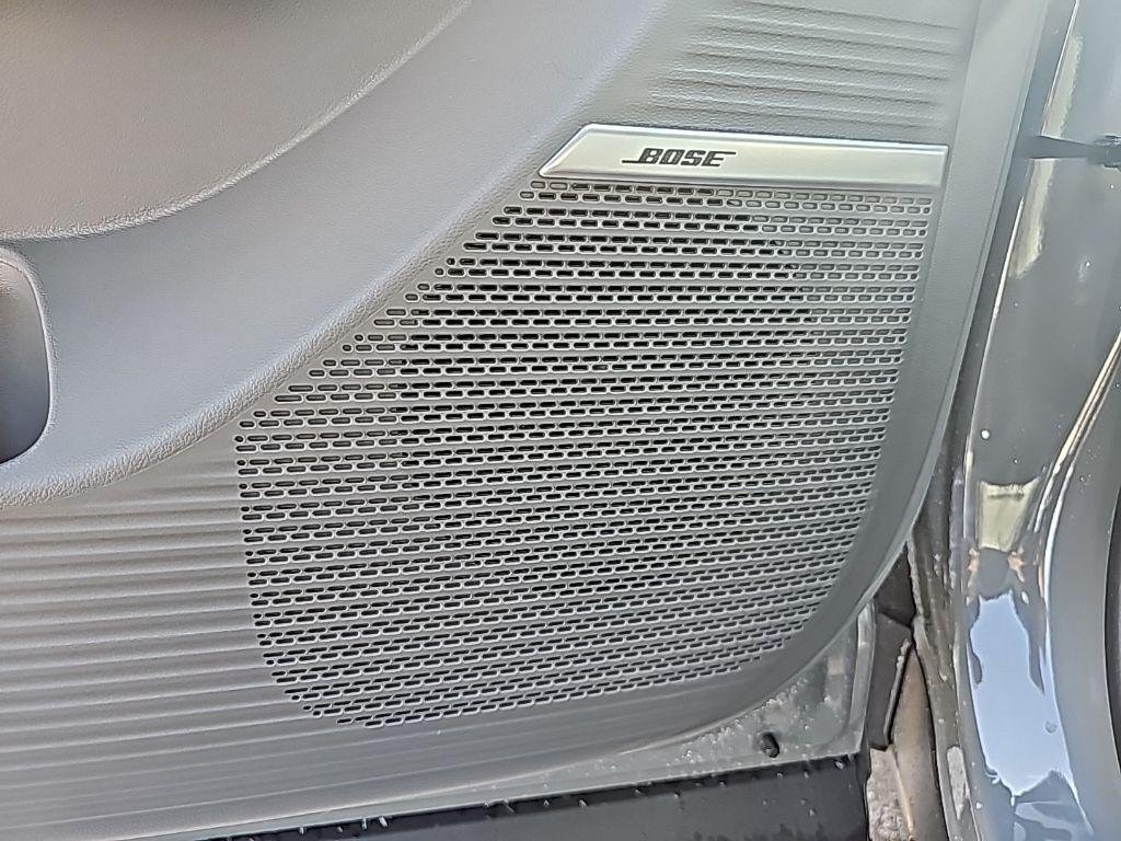 2026 Hyundai Santa Fe Limited - Photo 13