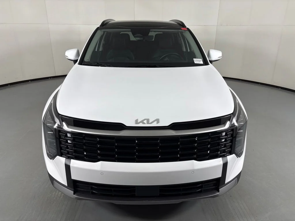 New 2026 Glacial White Pearl Kia EX image 3