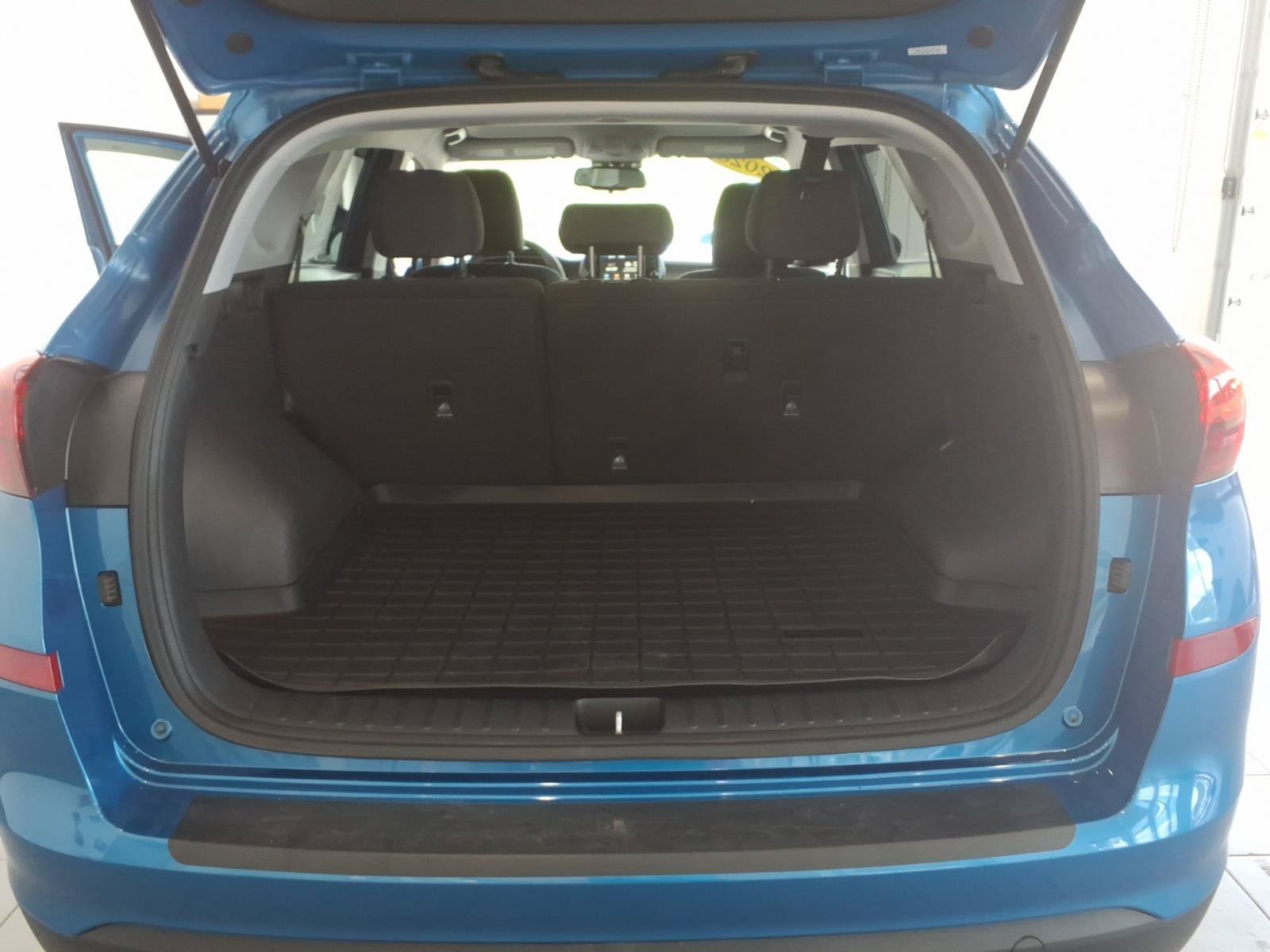Certified Used 2020 Aqua Blue Hyundai Value image 15