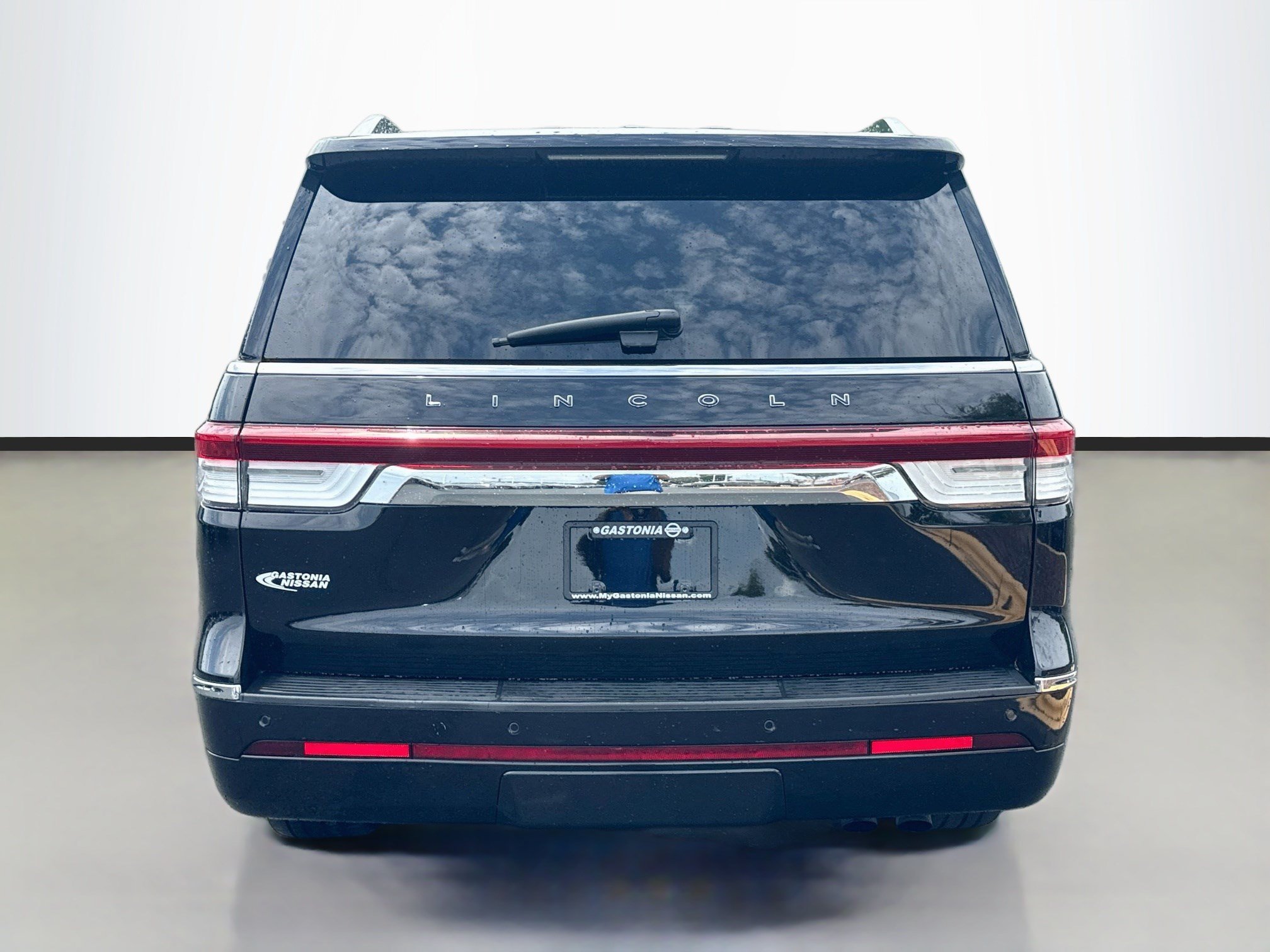 Used 2022 Black Metallic Lincoln Black Label image 6