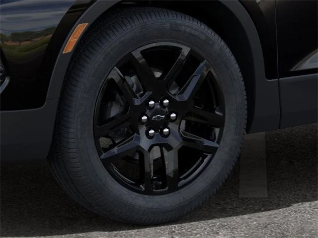 Used 2025 Black Chevrolet 3LT image 9