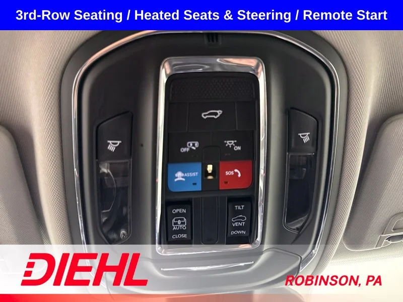 Used 2023 White Jeep Laredo image 36