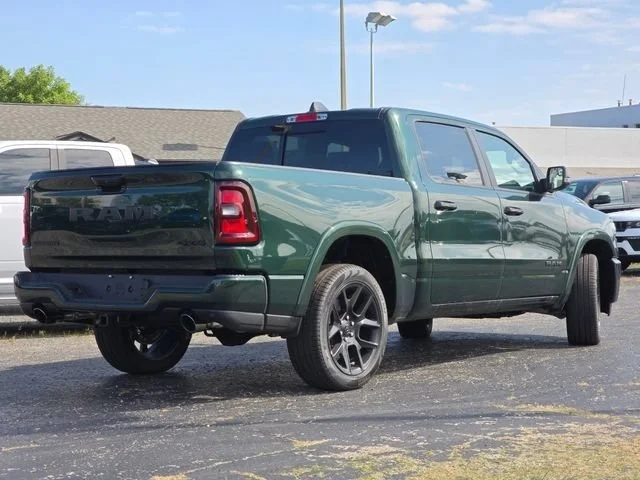 New 2026 Serrano Green Metallic Ram Laramie image 32