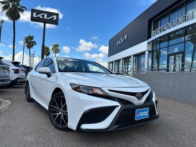 2021 Toyota Camry SE