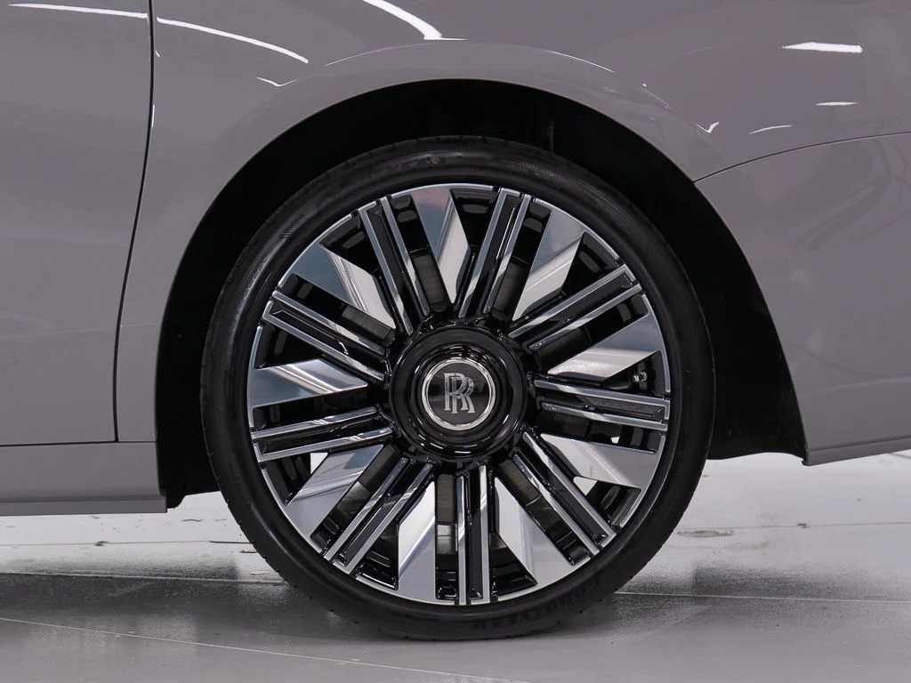 New 2026 Tempest Grey Rolls-Royce  image 50