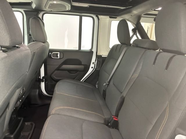 Used 2025 White Jeep Sahara 4xe image 18