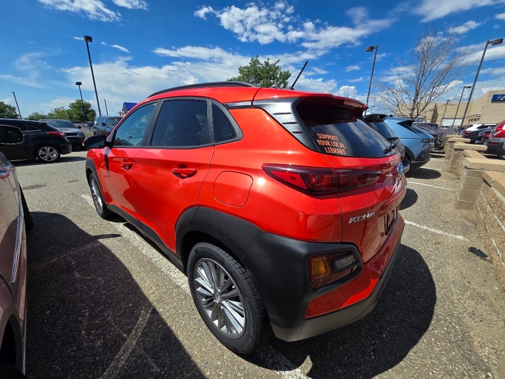 Used 2019 Sunset Orange Hyundai SEL image 2