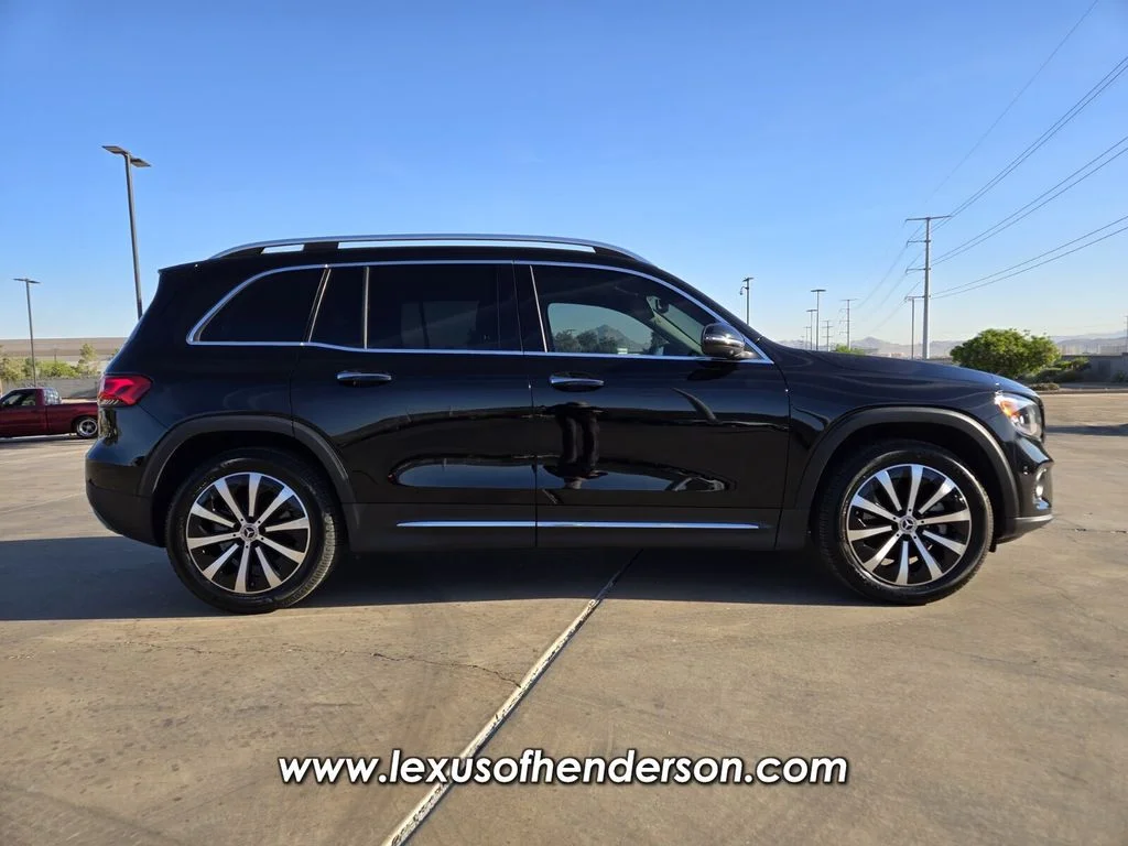 Used 2022 Black Mercedes-Benz GLB 250 image 6