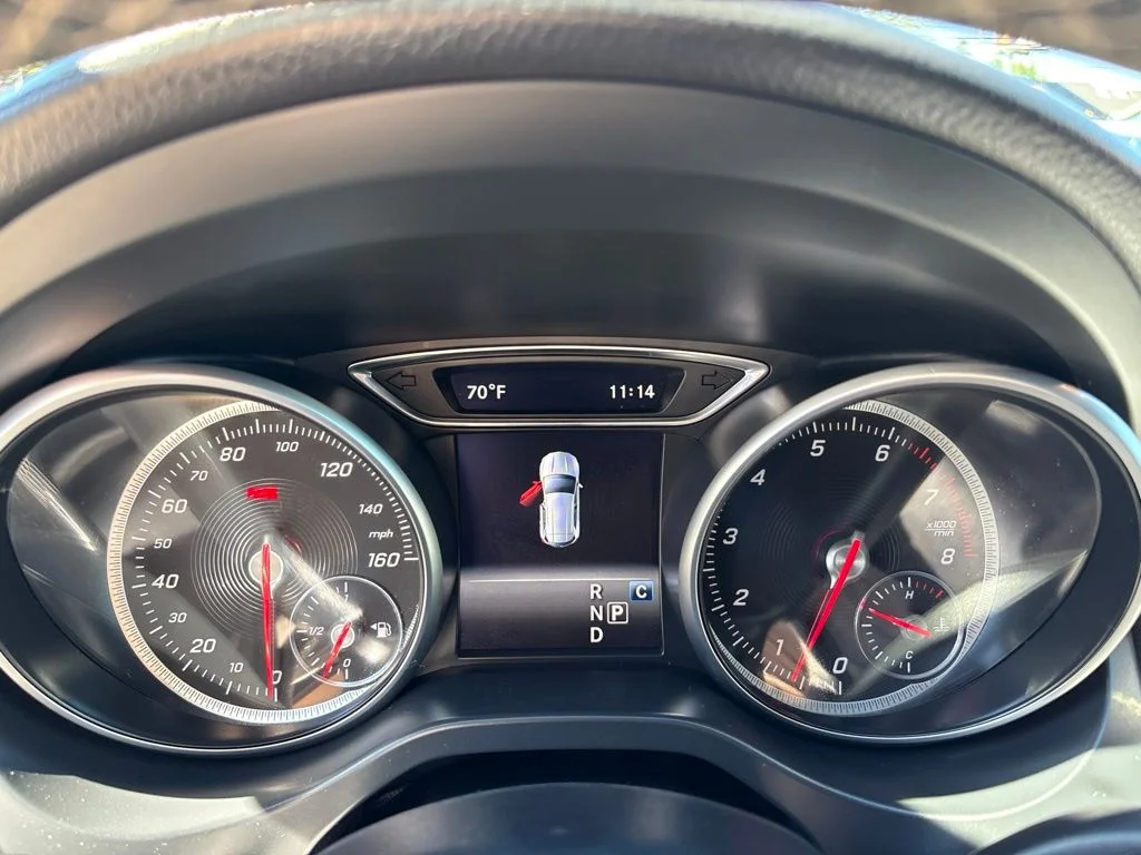Used 2018 Silver Mercedes-Benz GLA 250 image 18