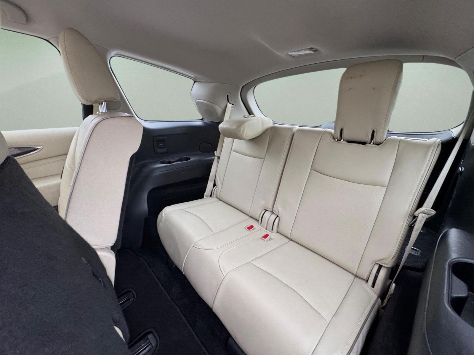 Used 2020 Majestic White INFINITI LUXE image 15