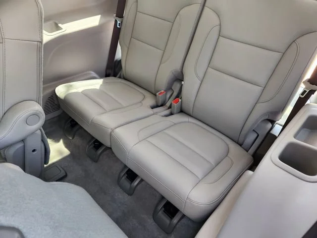 Used 2019 RED QUARTZ TINTCOAT GMC SLT image 31