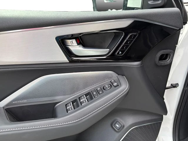 New 2026 Platinum White Pearl Acura Technology Package image 30