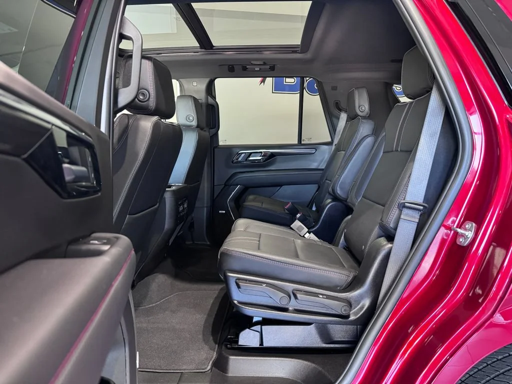 2025 Chevrolet Tahoe RST - Photo 14