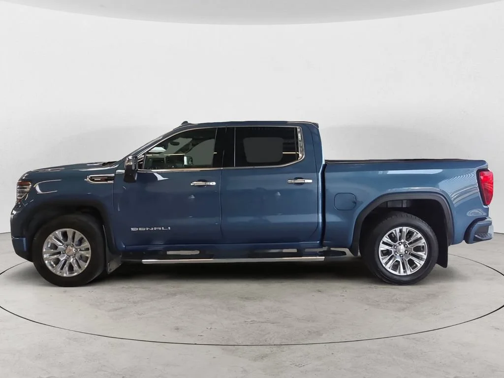 Used 2024 Downpour Metallic GMC Denali image 8