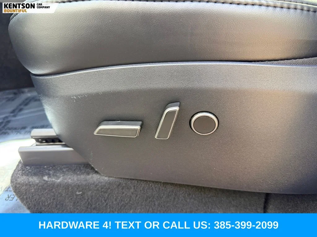 Used 2023 White Tesla Long Range image 29