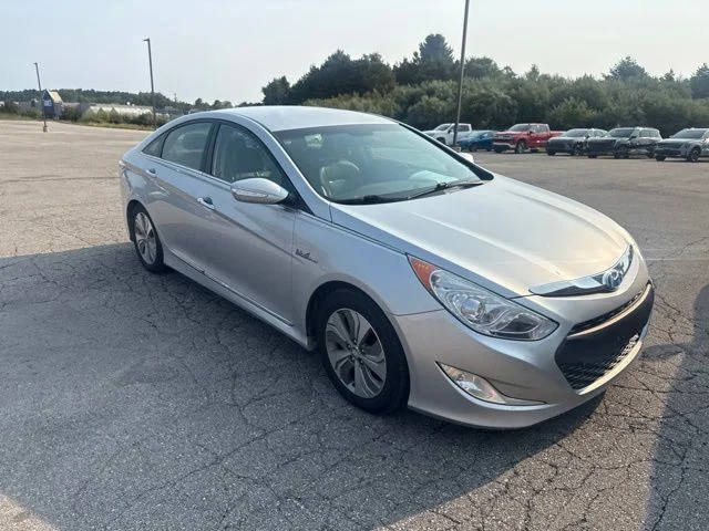 Used 2013 Hyundai Sonata Hybrid Limited with VIN KMHEC4A48DA095201 for sale in Traverse City, MI