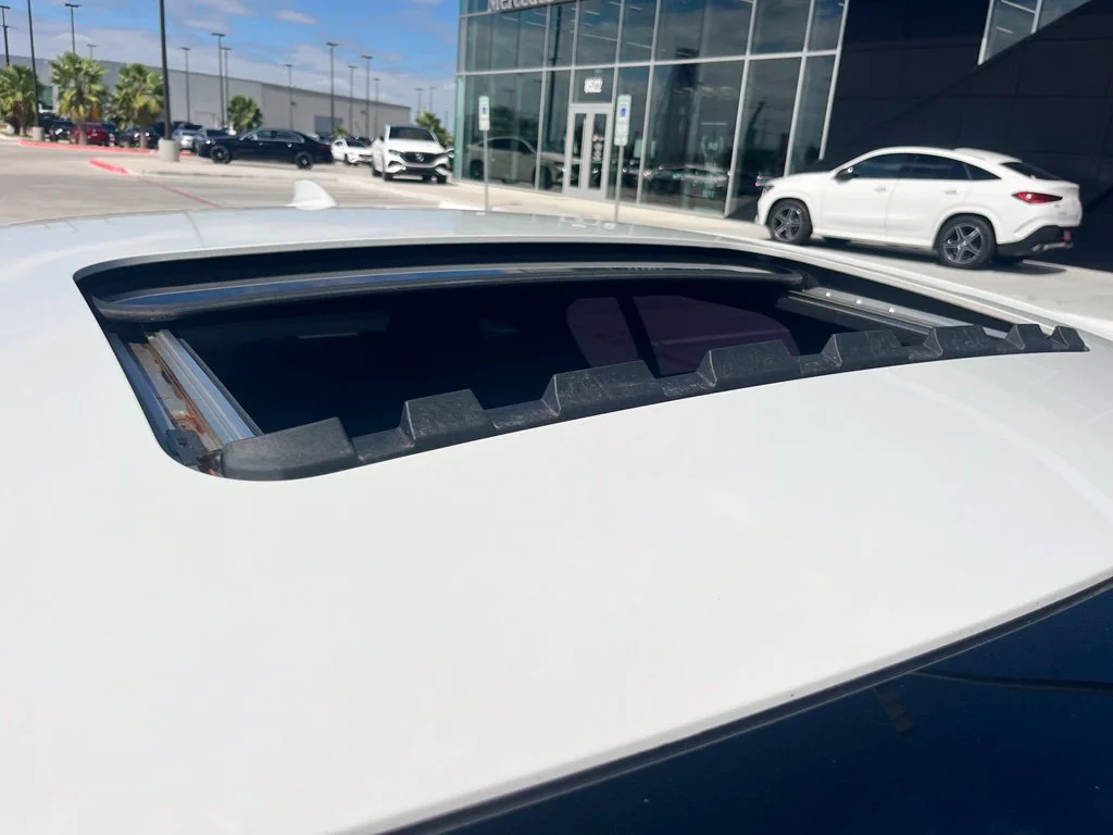 Used 2016 White BMW 320i image 8