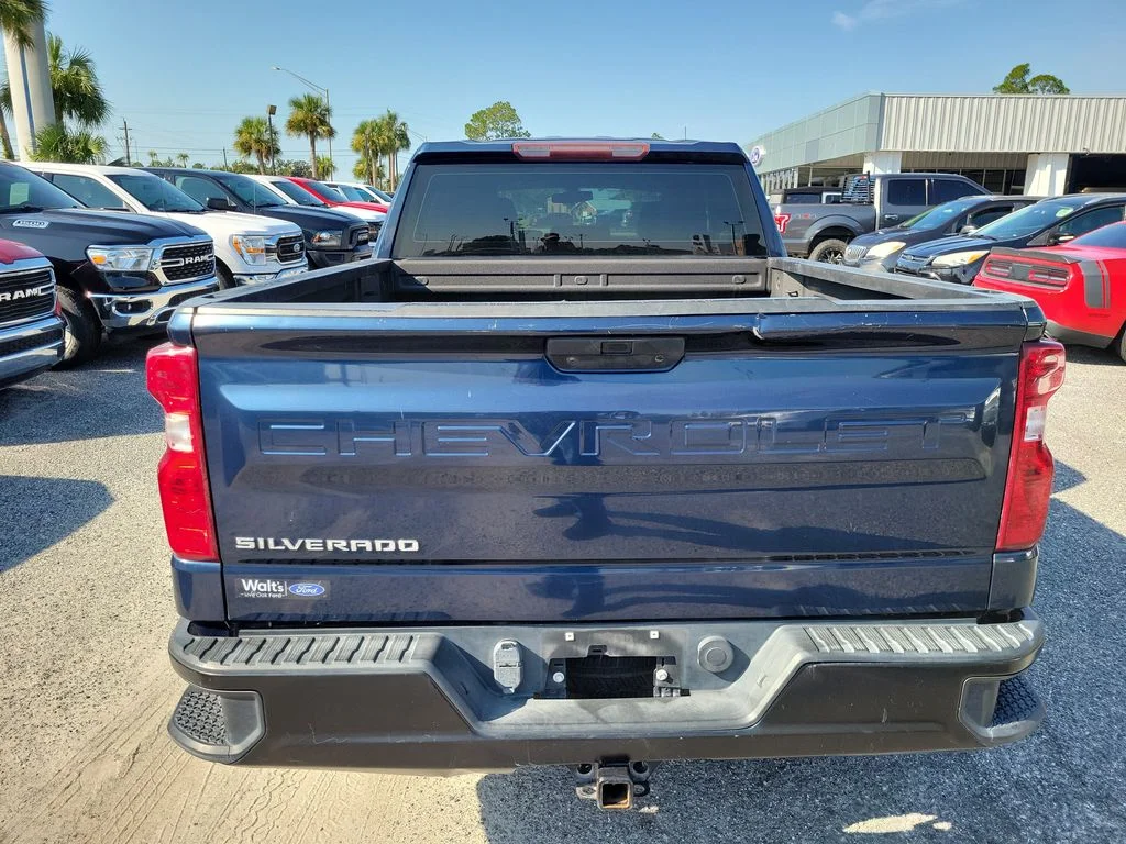 Used 2020 Northsky Blue Metallic Chevrolet WT image 9