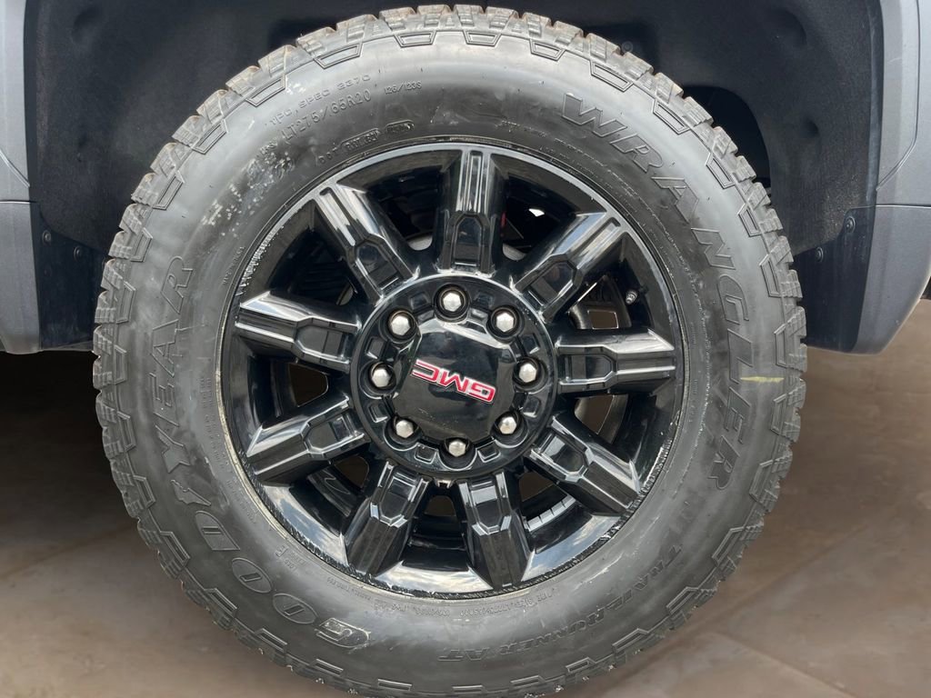 Used 2024 Titanium Rush Metallic GMC AT4 image 26