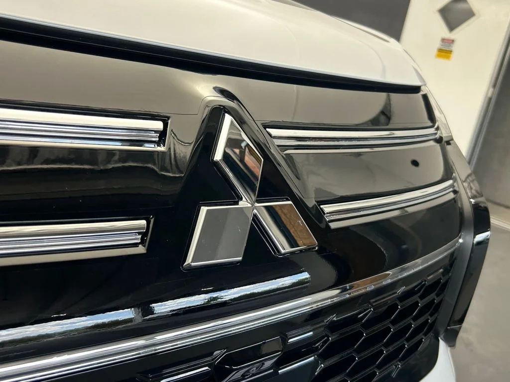 New 2026 White Mitsubishi Trail Edition image 48