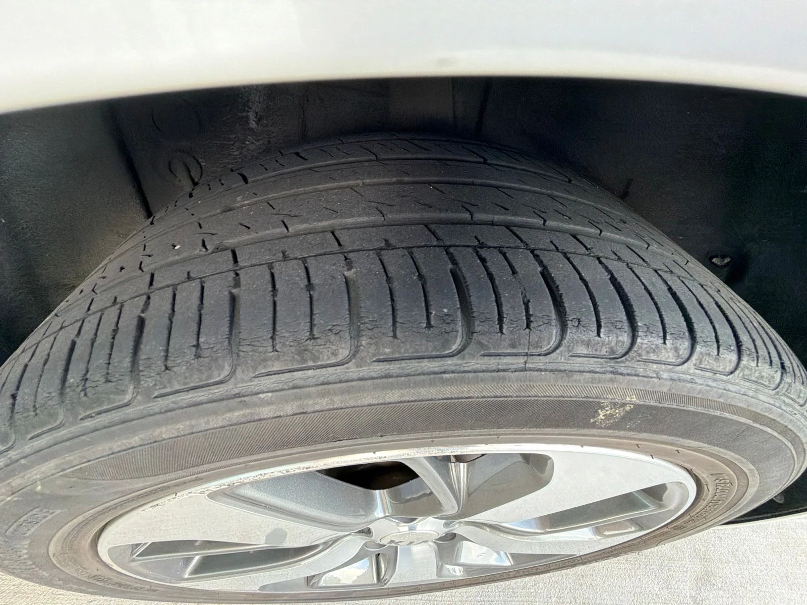 Used 2019 White Kia S image 12