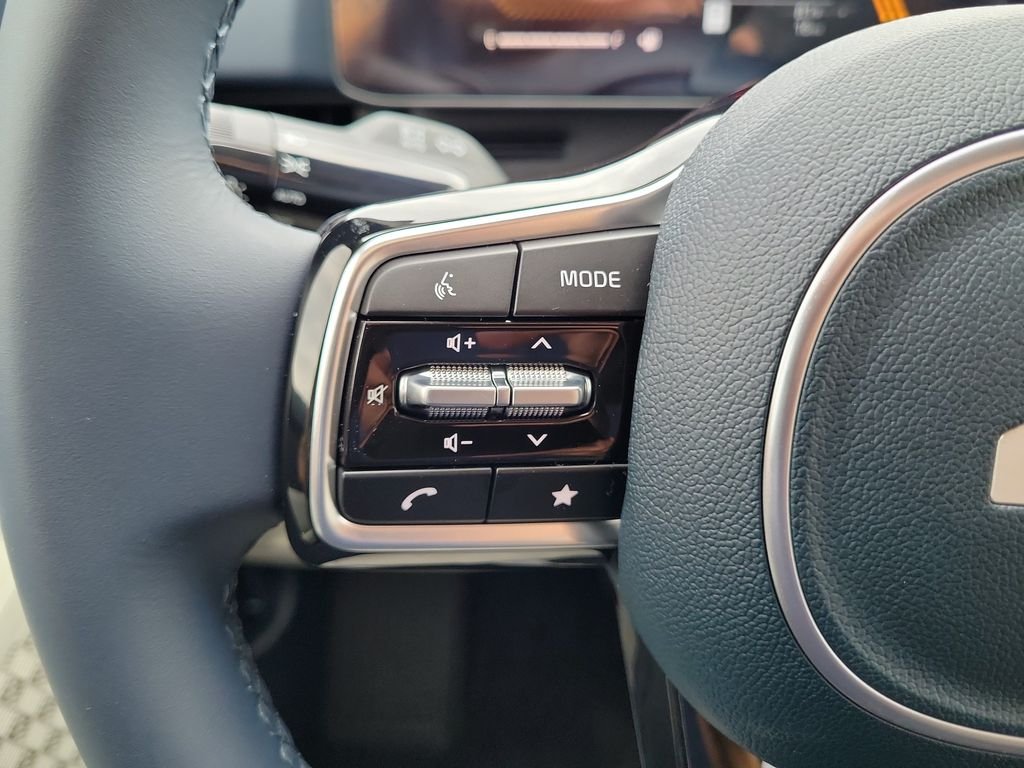 New 2026 White Kia EX image 26
