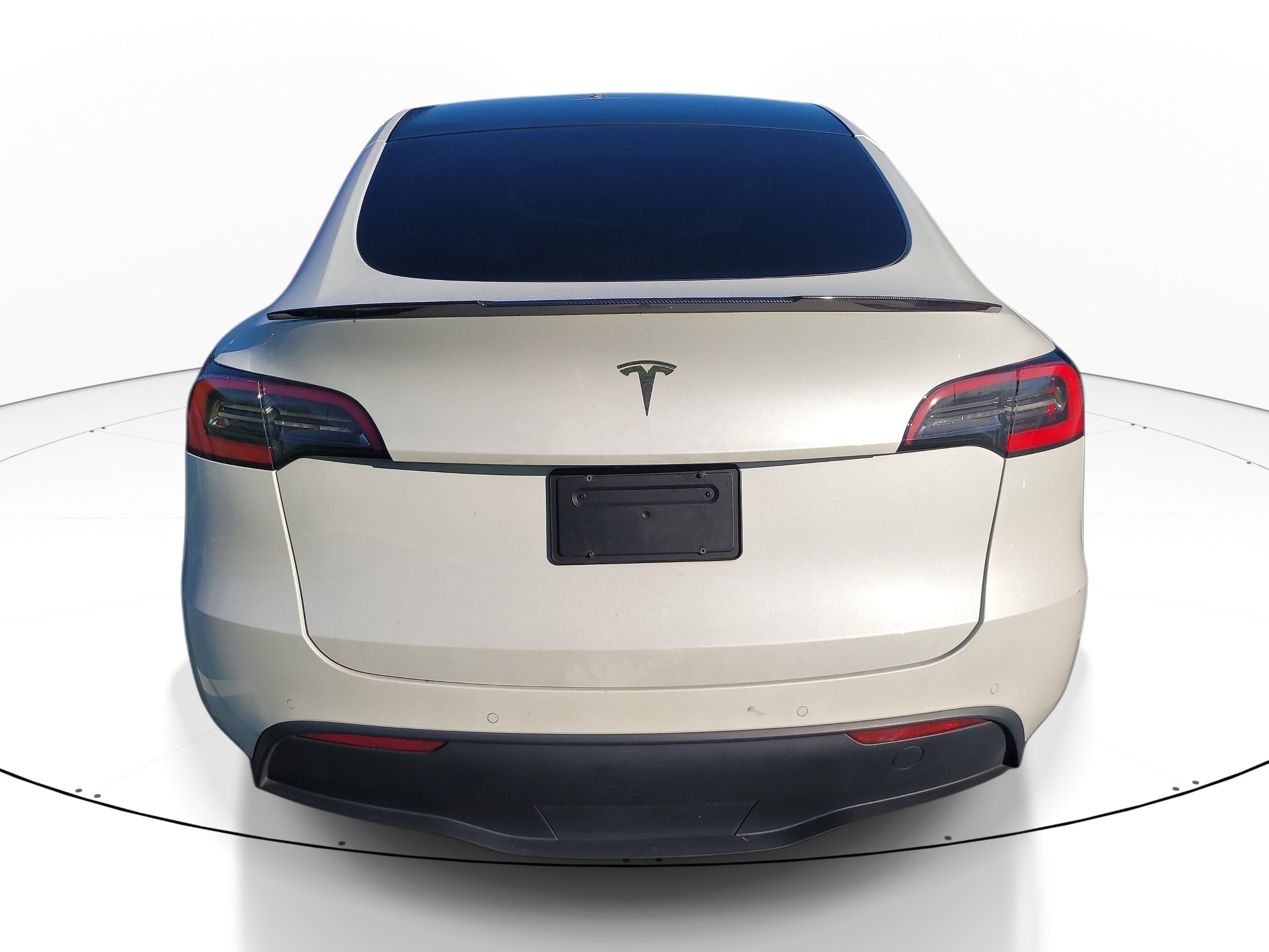 Used 2021  Tesla Standard Range image 5