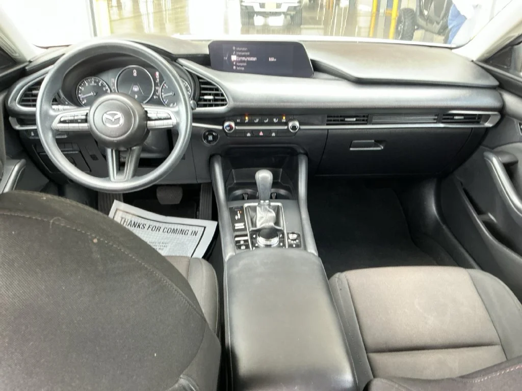 Used 2021 White Mazda 2.5 S image 27