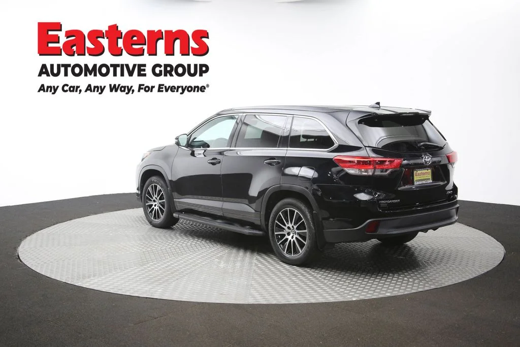 Used 2018 Black Toyota SE image 65
