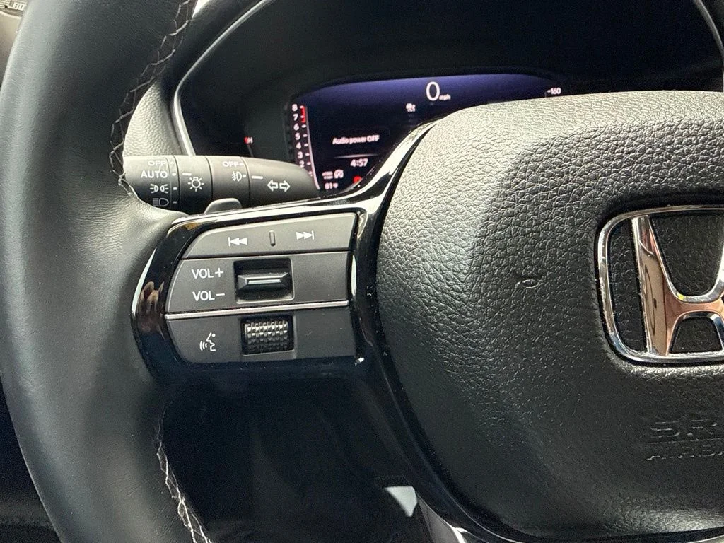 Used 2022  Honda Touring image 23
