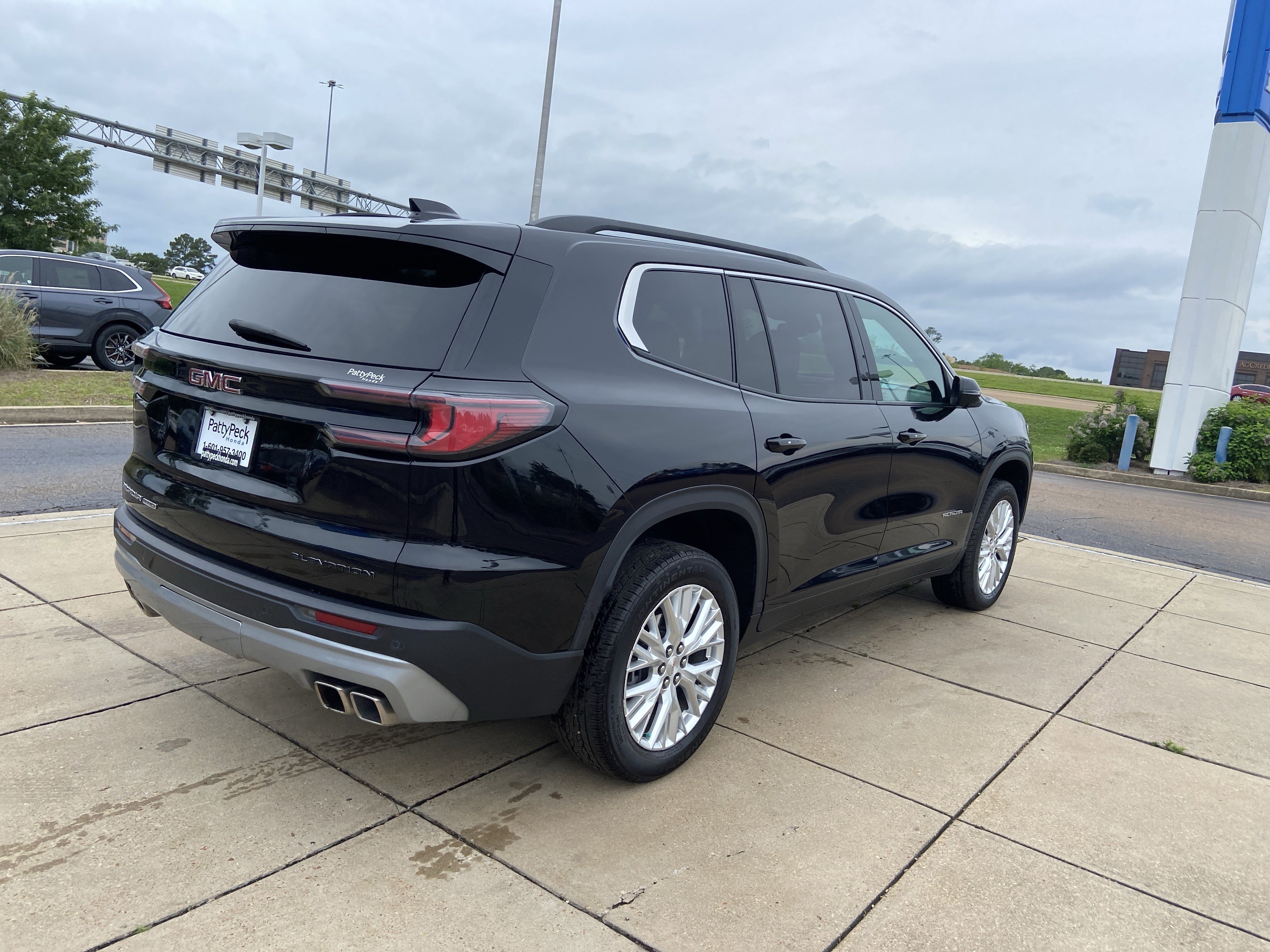 2024 GMC Acadia Elevation - Photo 9