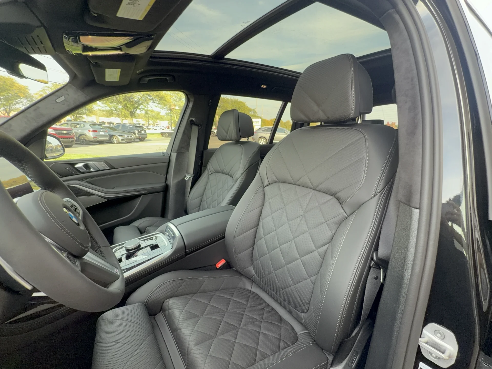 New 2027 Black Sapphire Metallic BMW xDrive40i image 12