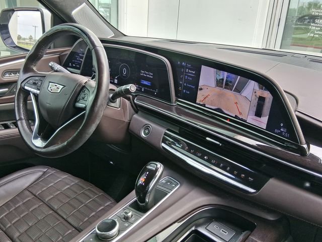 Used 2022 White Cadillac Sport Platinum image 14
