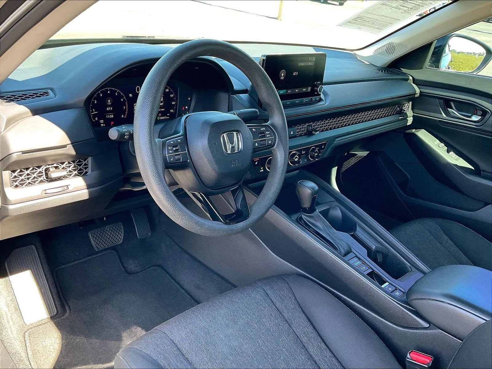 2024 Honda Accord EX - Photo 24