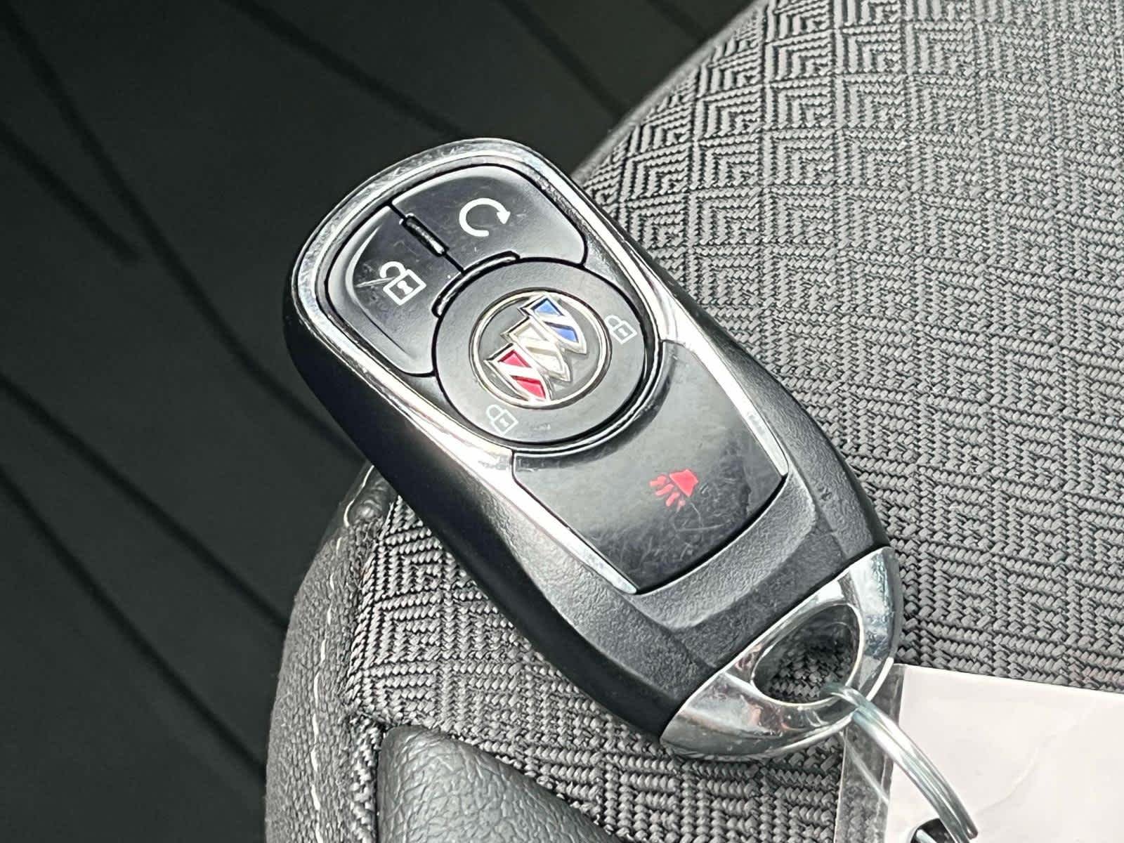 Certified Used 2023 Sapphire Metallic Buick Preferred image 4