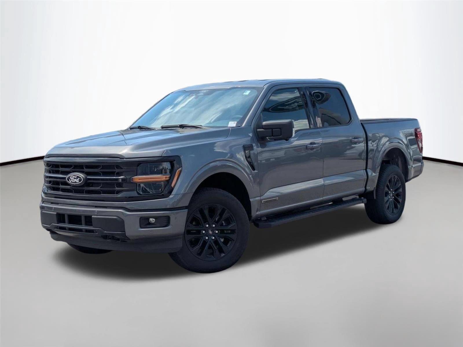 New 2024 Carbonized Gray Metallic Ford XLT image 1