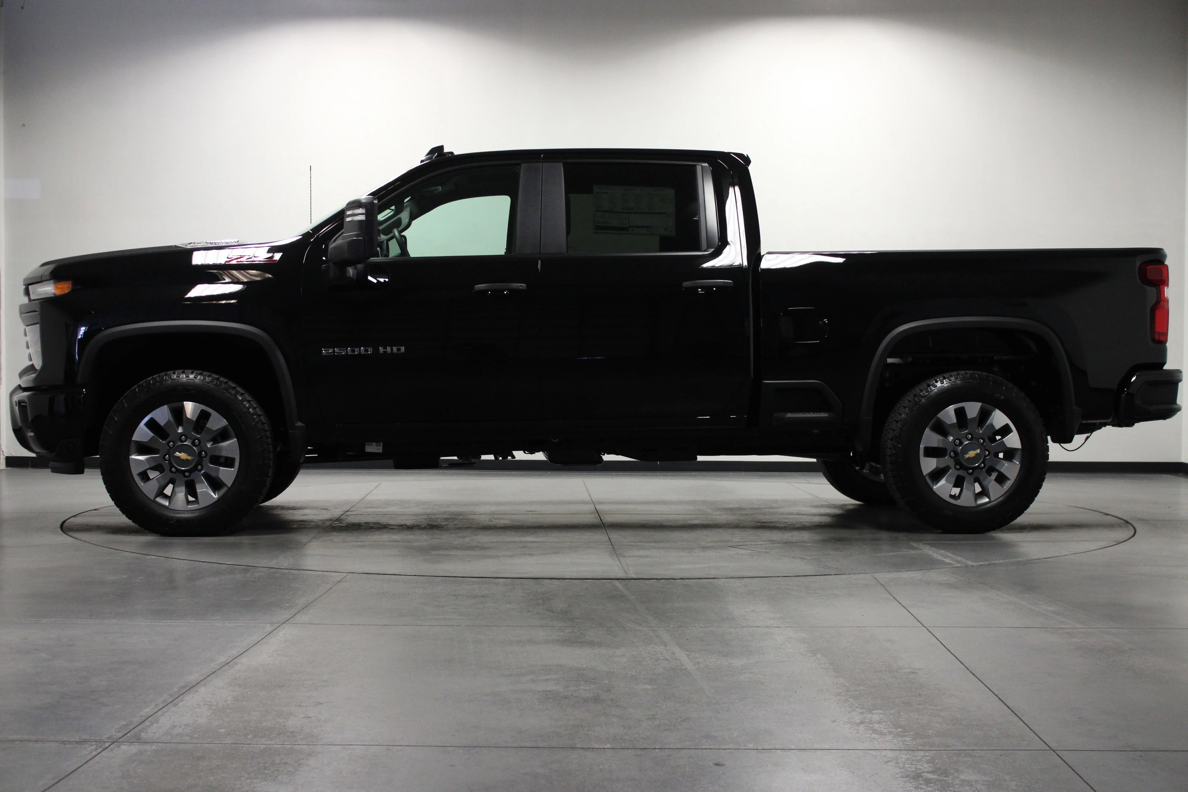 2026 Chevrolet Silverado 2500 HD Custom - Photo 7