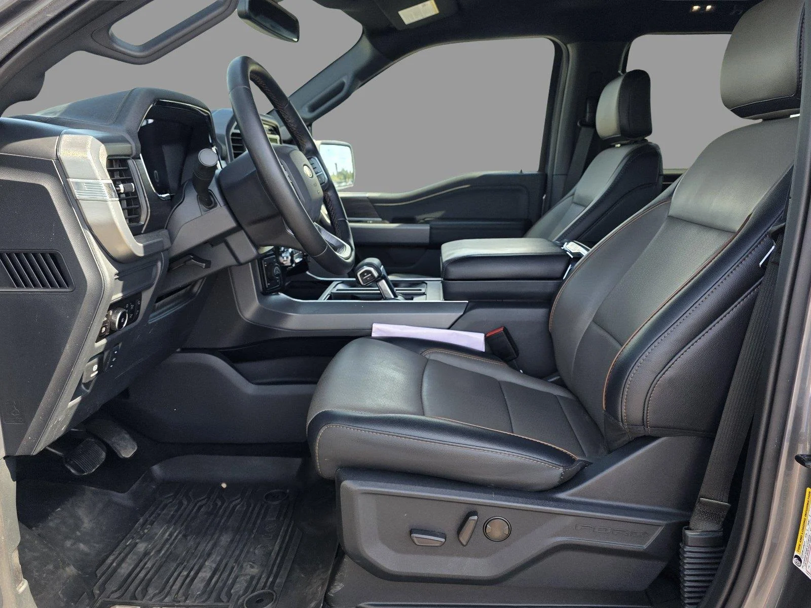Used 2025 Carbonized Gray Ford LARIAT image 22