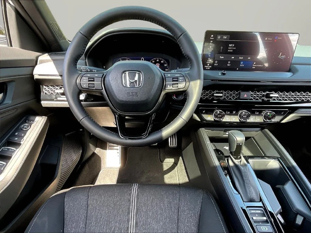 New 2026 Platinum White Pearl Honda Sport Hybrid image 9