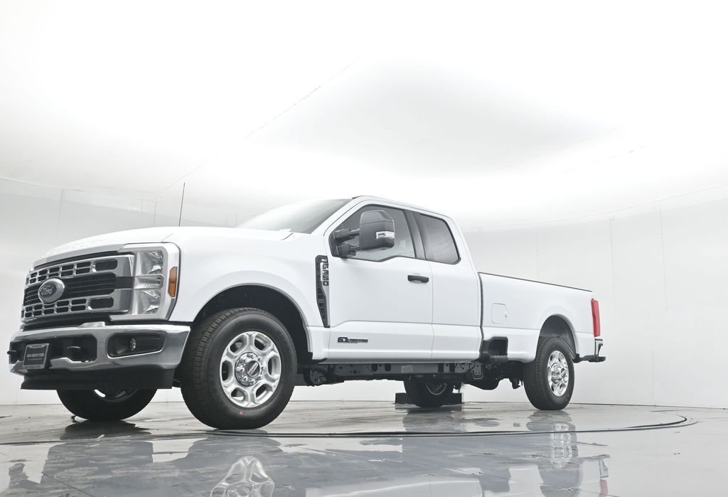 2026 Ford F-350 Super Duty XLT - Photo 47