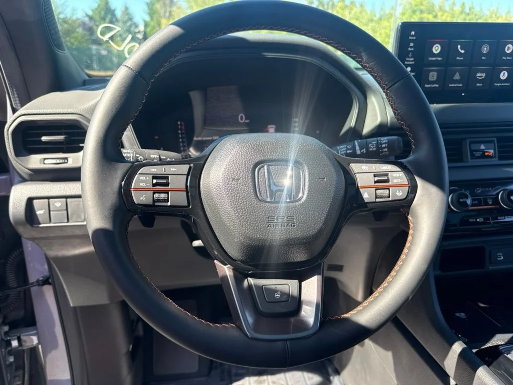 Used 2026 Sonic Gray Pearl Honda TrailSport image 10