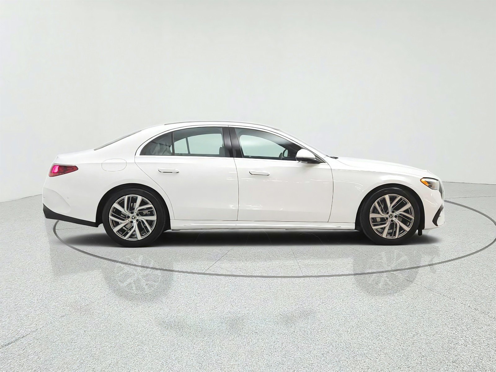 Certified Used 2026 Polar White Mercedes-Benz E 350 RWD Sedan image 4