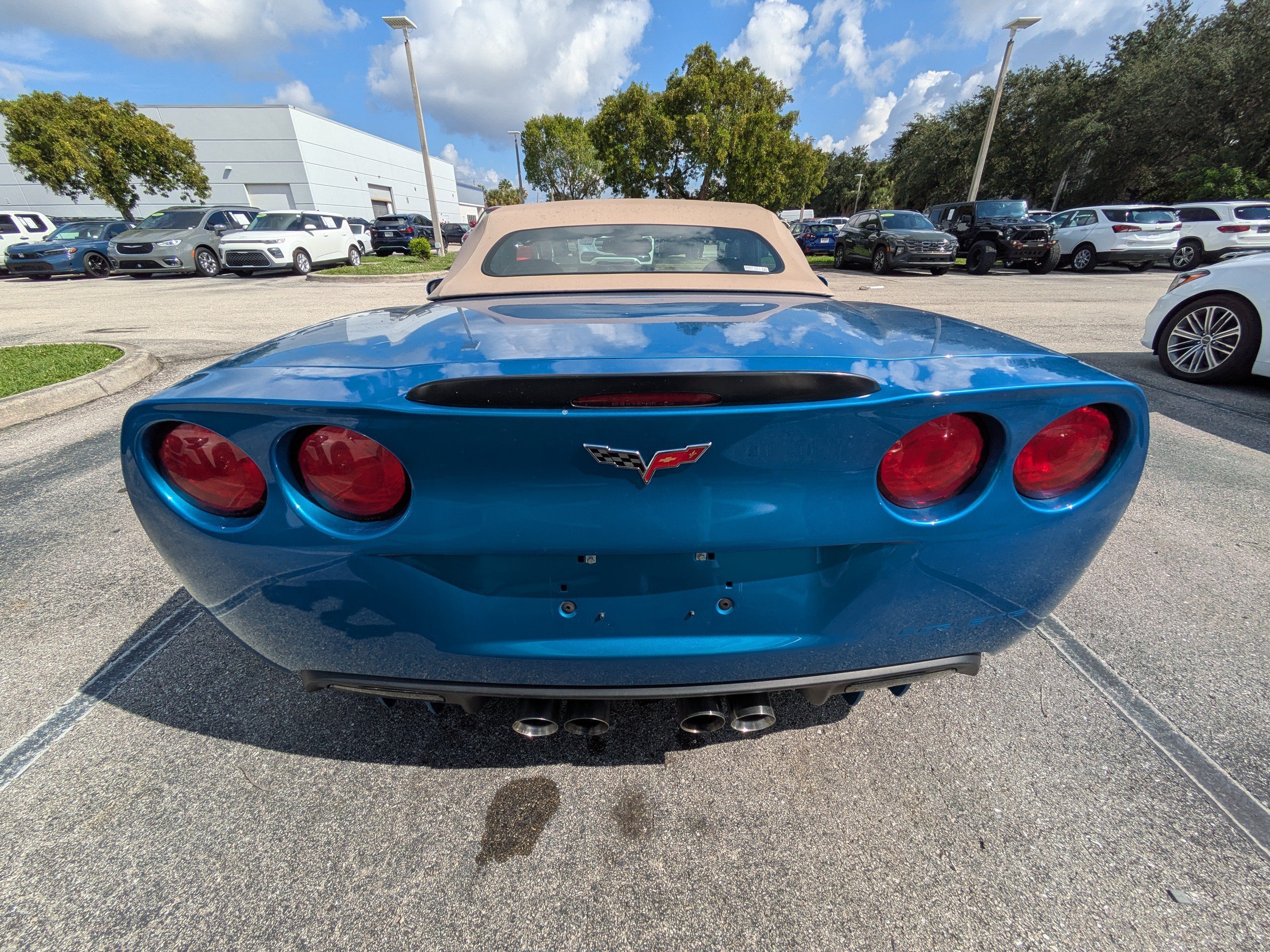 Used 2011 Jetstream Blue Metallic Tintcoat Chevrolet Z16 Grand Sport w/4LT image 6
