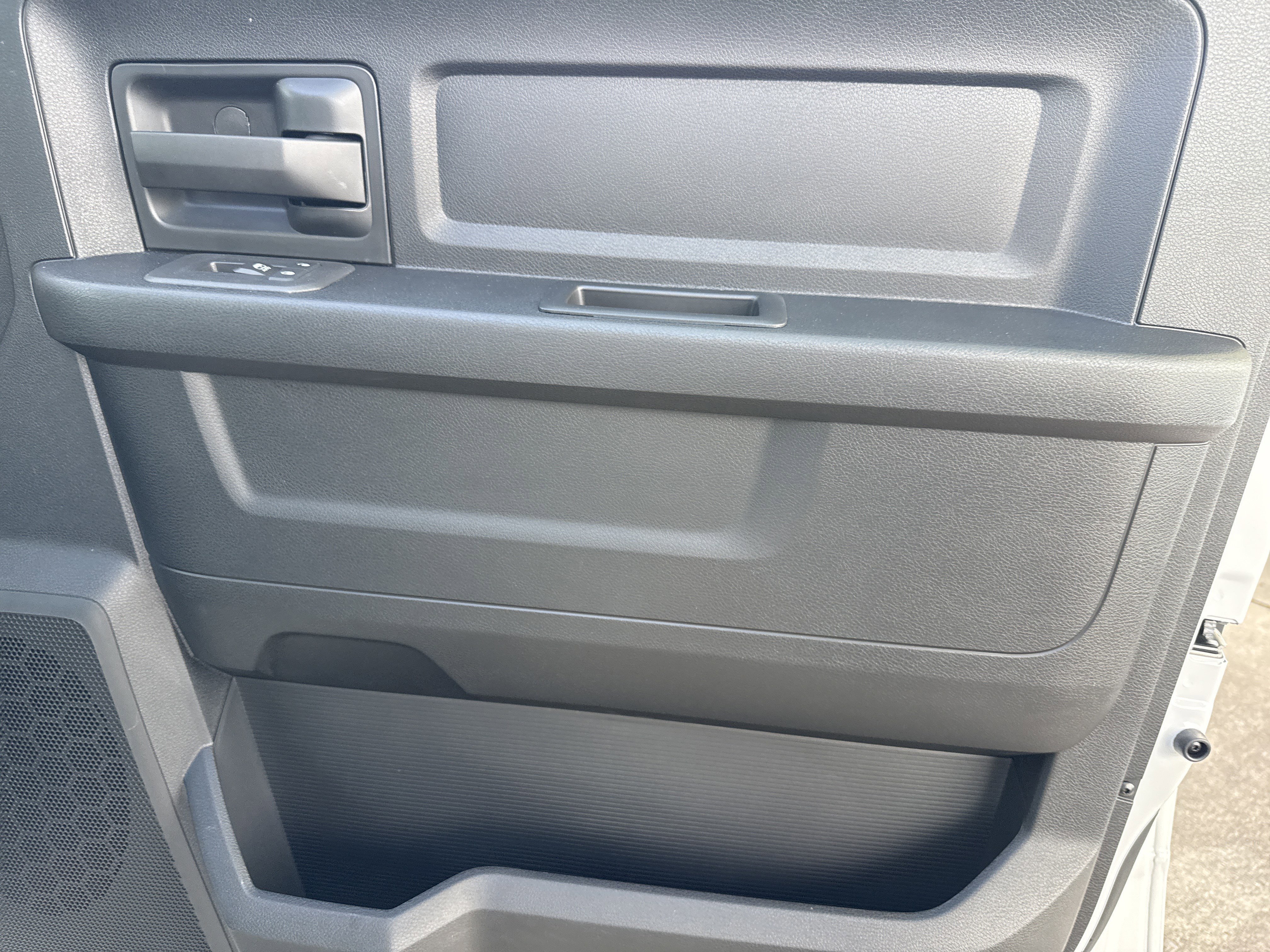New 2026 Bright White Clearcoat RAM Tradesman image 14