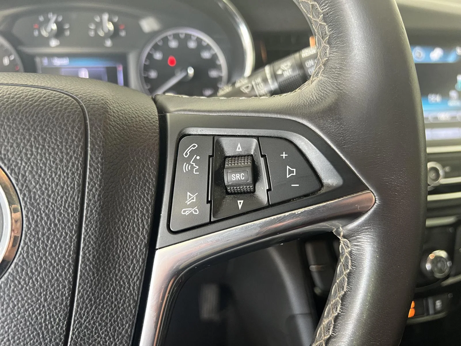 Used 2019 Summit White Buick Sport Touring image 16