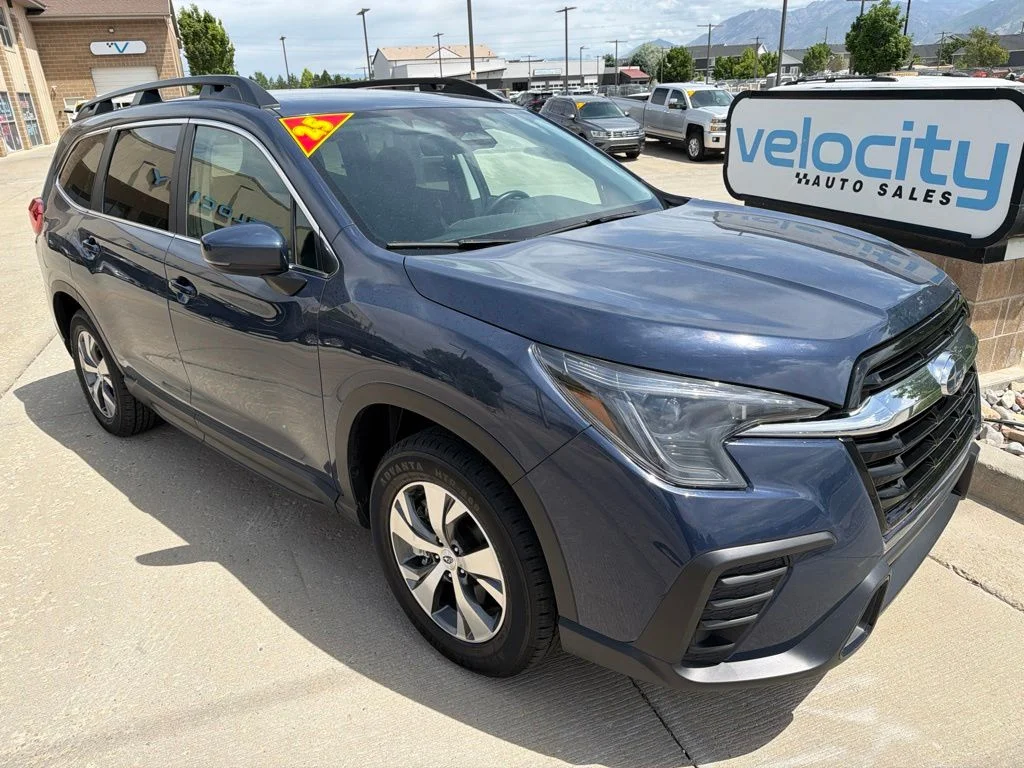 2025 Subaru Ascent Premium 7 Passenger's photo