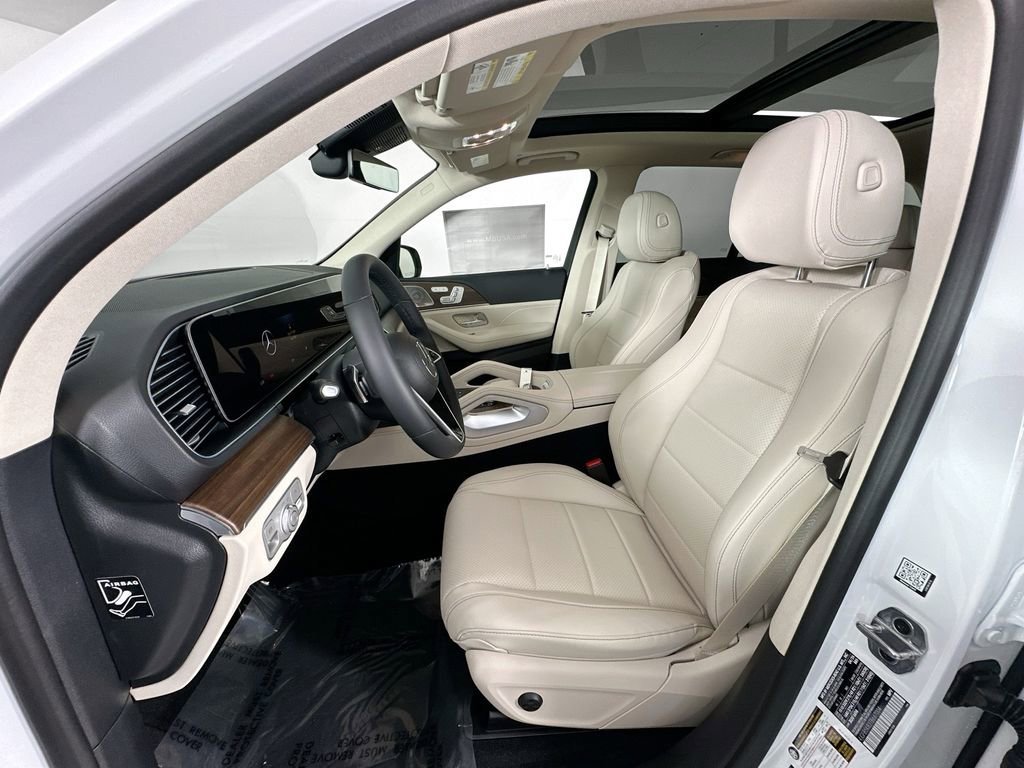 New 2026 MANUFAKTUR Moonlight White Metallic Mercedes-Benz GLE 450 image 56
